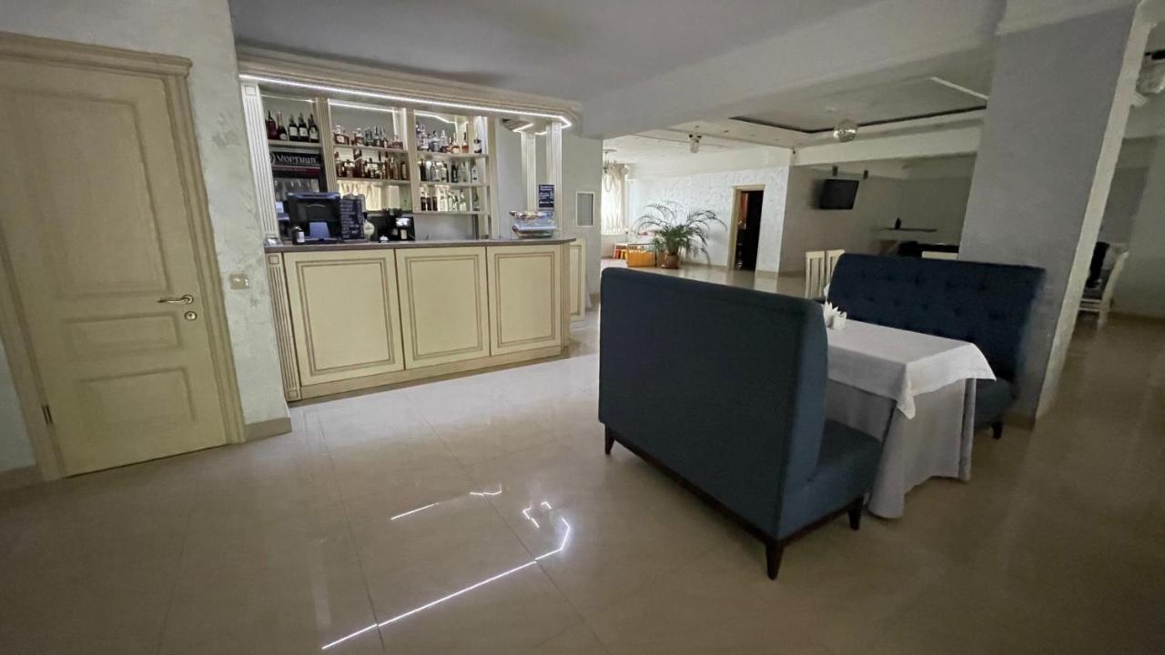 Hotel Yunist Ivano-Frankivsk Exteriér fotografie