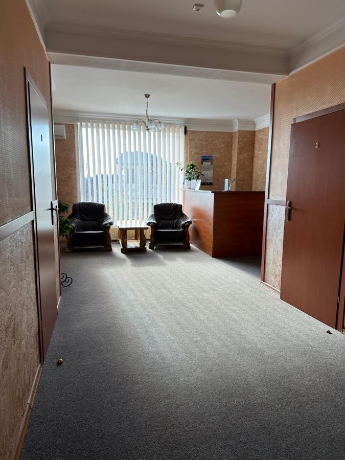 Hotel Yunist Ivano-Frankivsk Exteriér fotografie